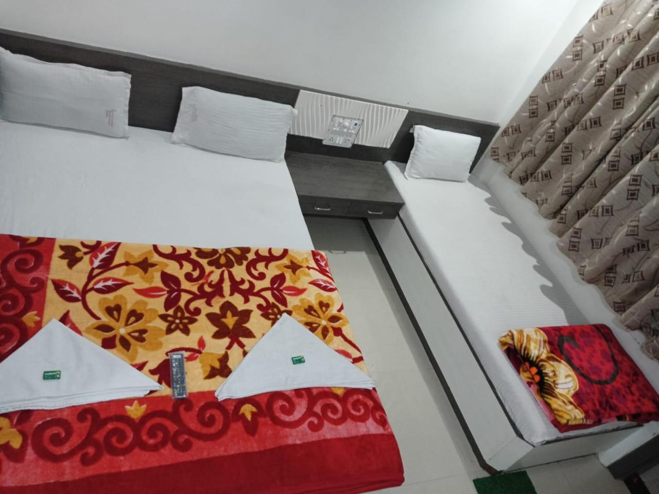 Hotel Shri Sai Darshan Shirdi Exterior foto